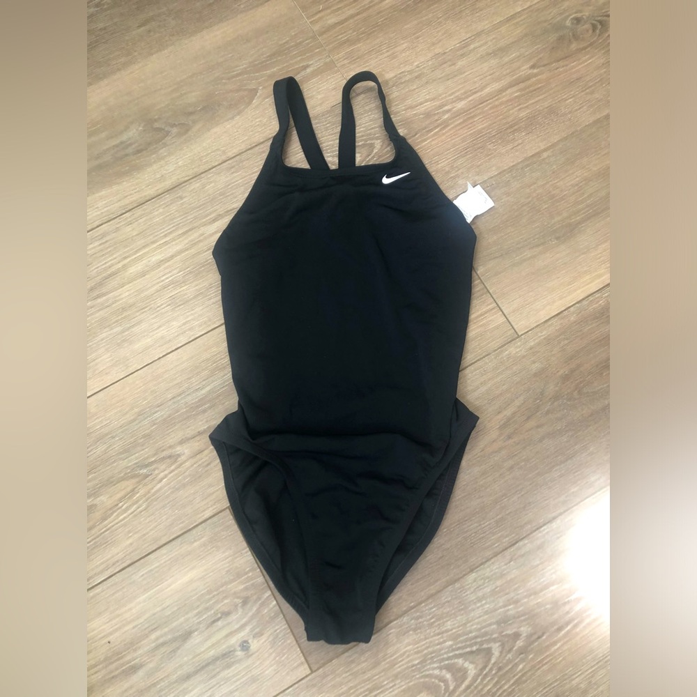 Womens Nike Black Hydrastrong cut out one piece swimsuit size 6